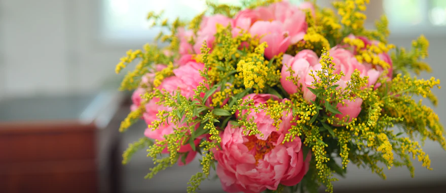 Fresh Blooms Delivered 24/7